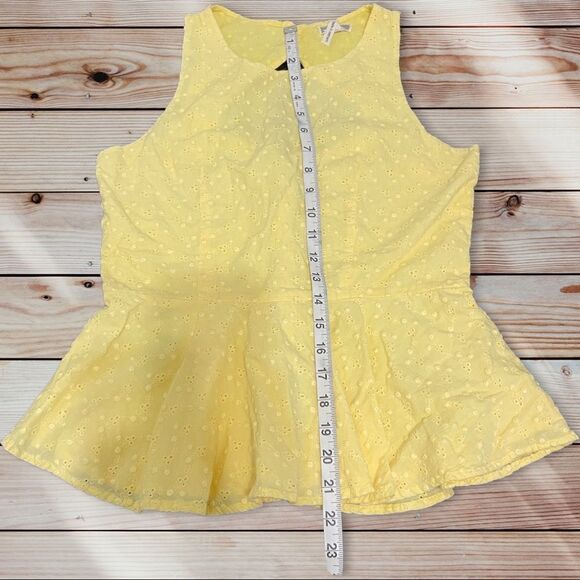 Yellow Peplum Kirra too SO CUTE!!!! - Picture 7 of 9